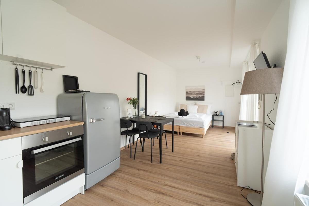 Modernes City-Studio Universitaet Koblenz Κόμπλεντς Εξωτερικό φωτογραφία